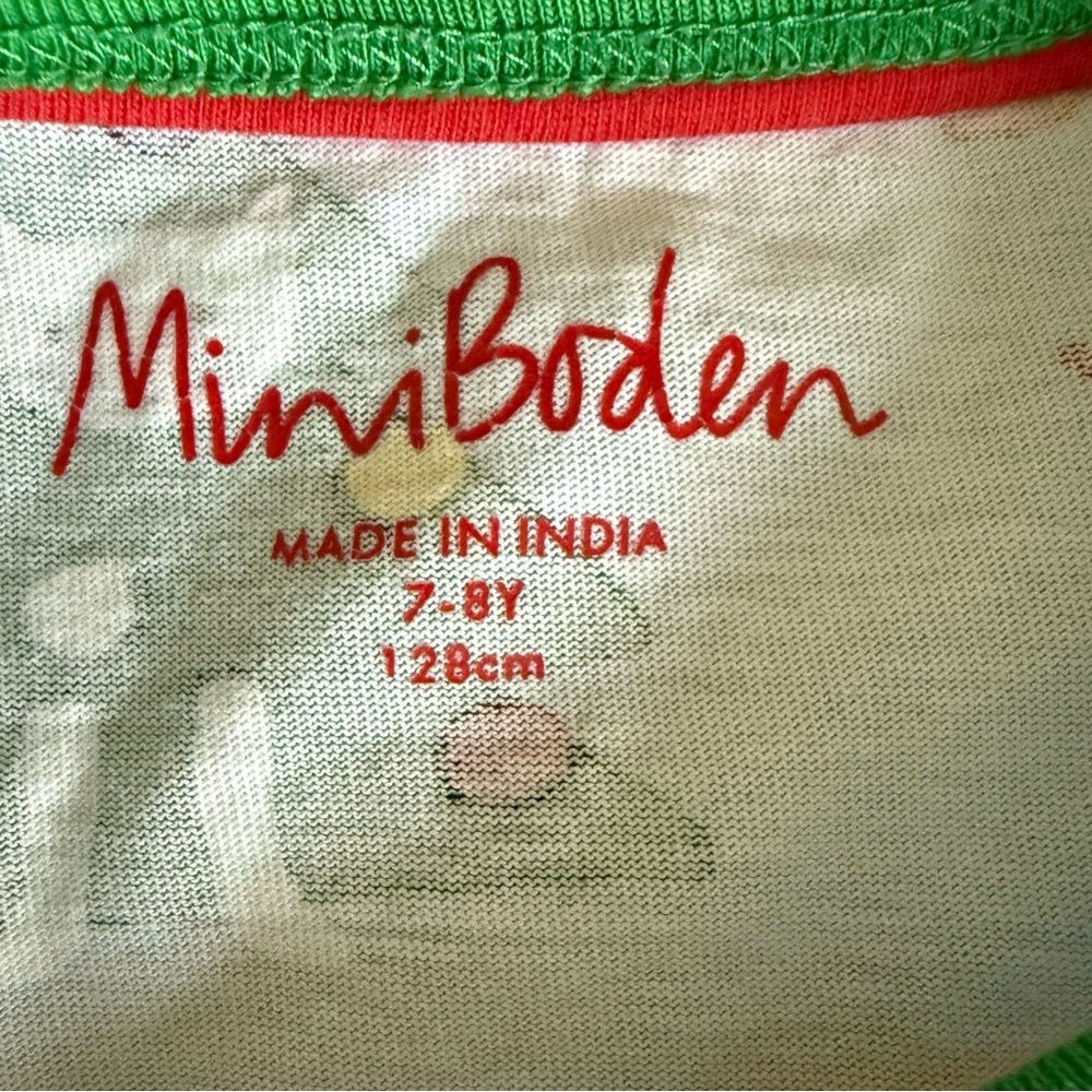 Mini boden Christmas dogs and cats shirt size 7-8T - Picture 2 of 3